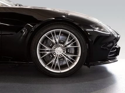 Aston Martin 4.0 V8 Vantage Roadster_16
