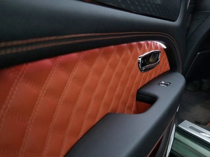 Bentley Bentayga 4.0 V8S_24