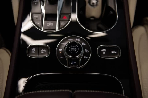 Bentley Bentayga Extended Wheelbase Azure V8_19