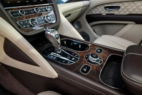 Bentley Bentayga 4.0 V8 First Edition_13